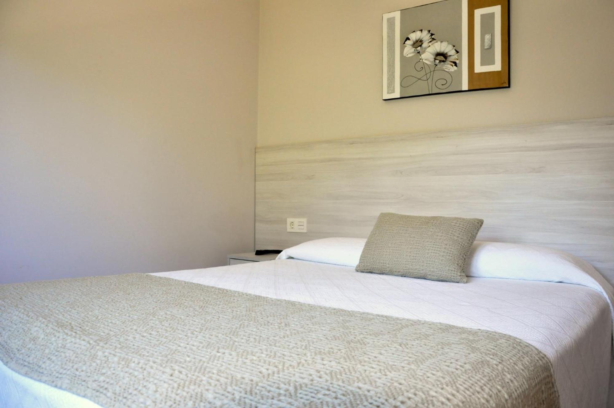Hostal Paz Гондомар Экстерьер фото