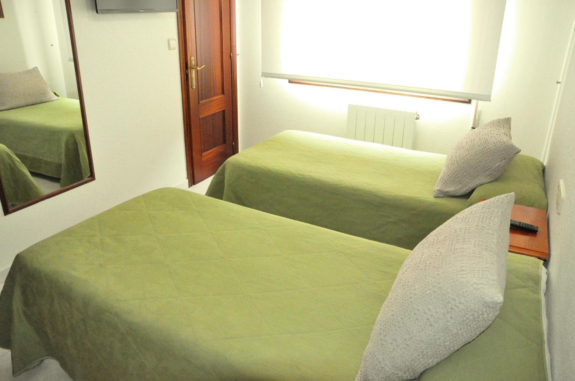 Hostal Paz Гондомар Экстерьер фото